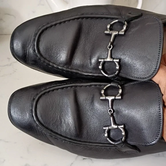 Salvatore Ferragamo Black Leather Slip-On Loafers - Picture 4 of 12